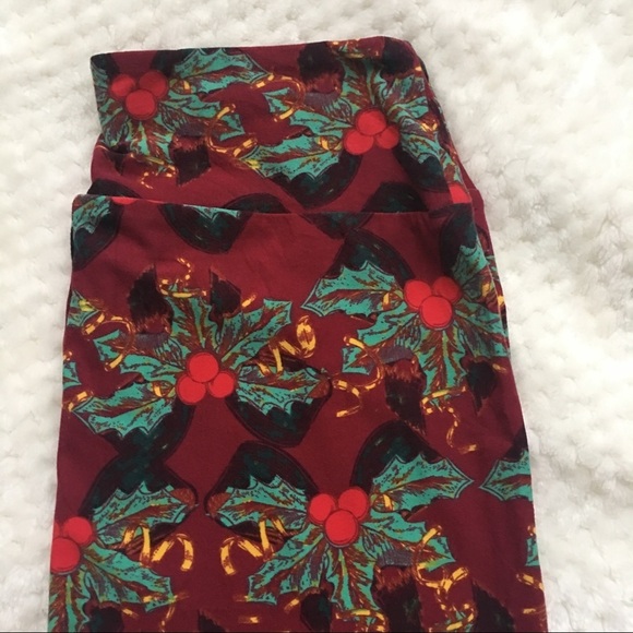 LulaRoe Mistletoe Holly Holiday One Size Leggings - Picture 3 of 7